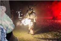 Perchtenlauf am Ebenfurther Adventmarkt, 02.12.2017