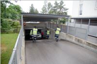 FF Neufeld: Fahrzeugbergung aus Tiefgarage, 23.06.2015
