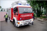 FF Neufeld: Fahrzeugbergung aus Tiefgarage, 23.06.2015