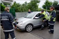 FF Neufeld: Fahrzeugbergung aus Tiefgarage, 23.06.2015