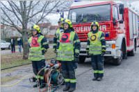 FF Neufeld: Technische Leistungspr�fung, 11.12.2016