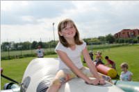 Kindergarten: Abschlussfest mit Hopsi Hopper, 29.05.2015