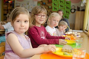 Tag der offenen T�r im Neufelder Kindergarten, 08.05.2015