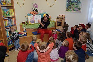 M�rchenstunde mit Martina Haring, 19.10.2013