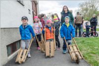 Osterratschen in Neufeld, 14.04.2017