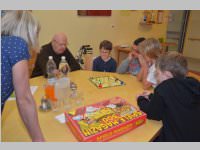 VS 4a besucht das Pflegeheim, 02.05.2013