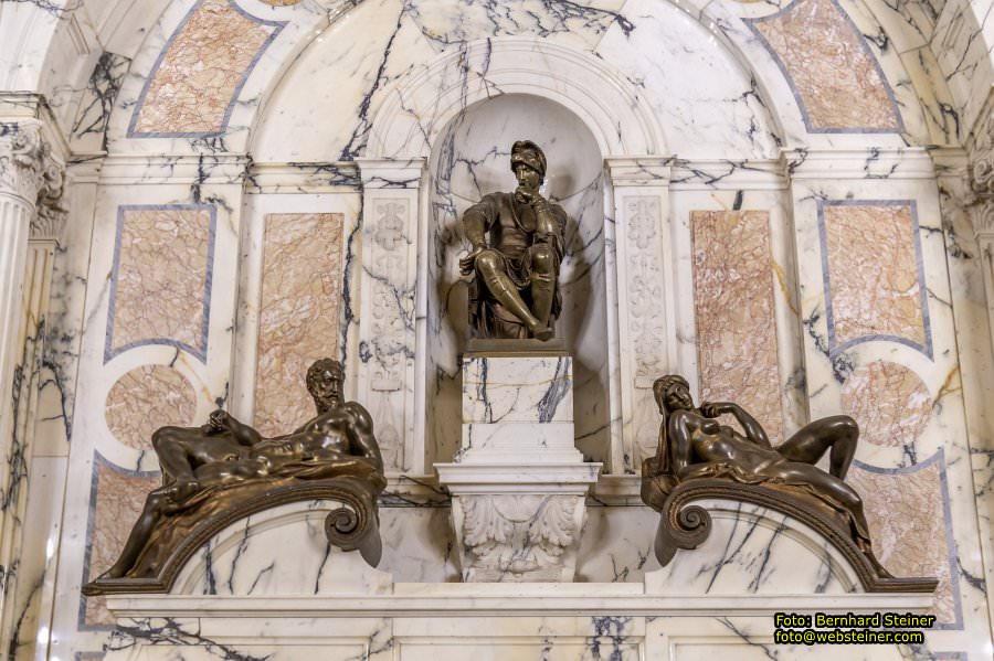 Peles, Brasov, Bran in Rumänien, April 2024